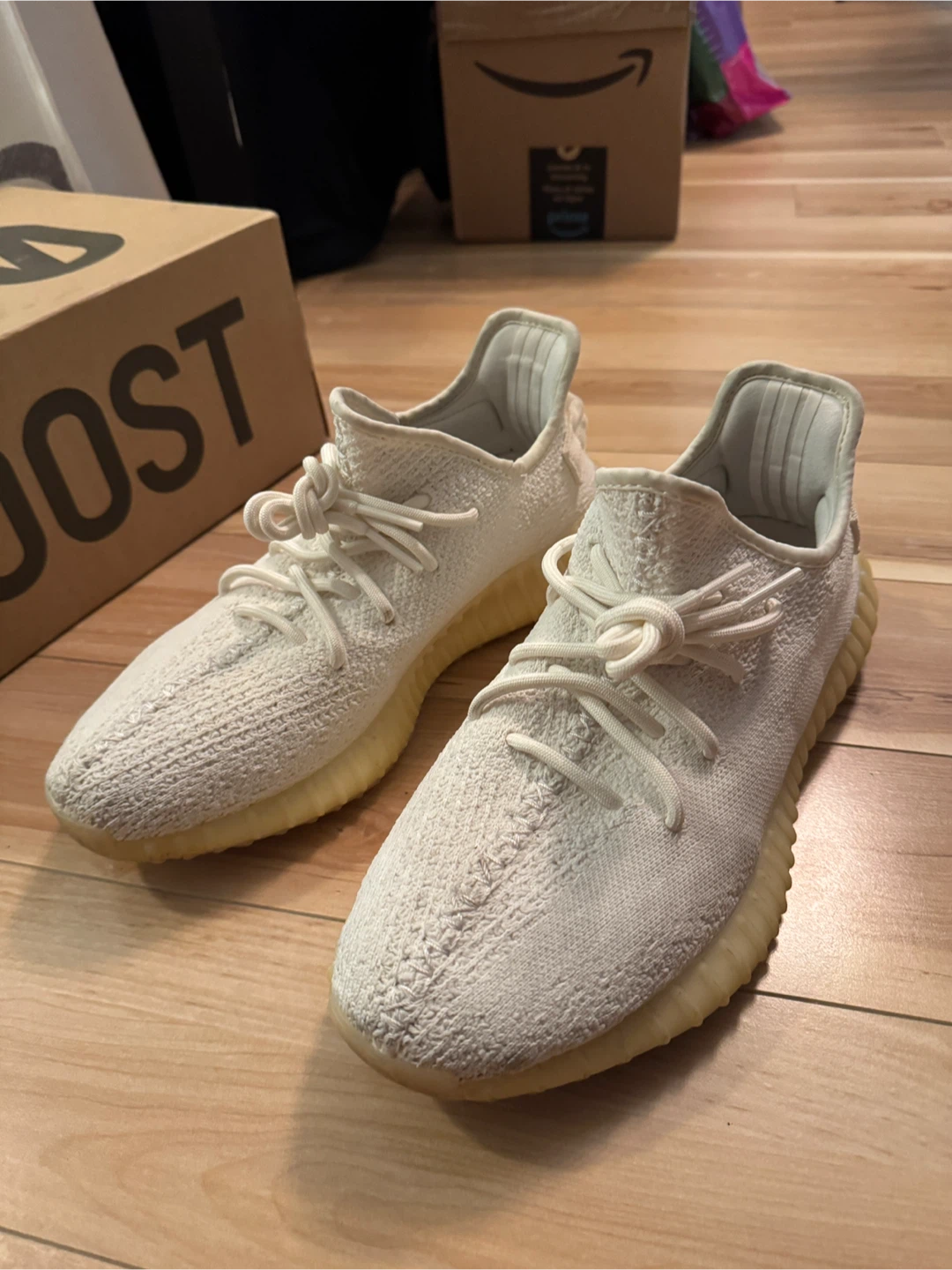 Adidas Yeezy Boost 350 V2 - size 9.5 (US) - photo 2