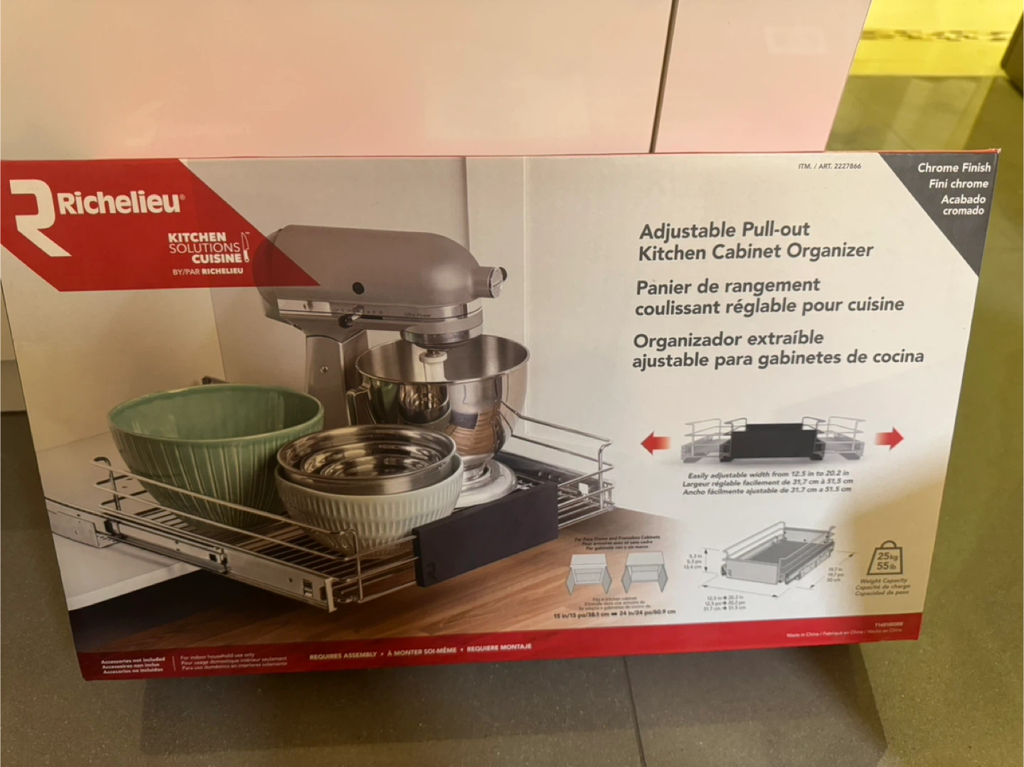 Richelieu Adjustable Pull-out Kitchen Cabinet Organizer
