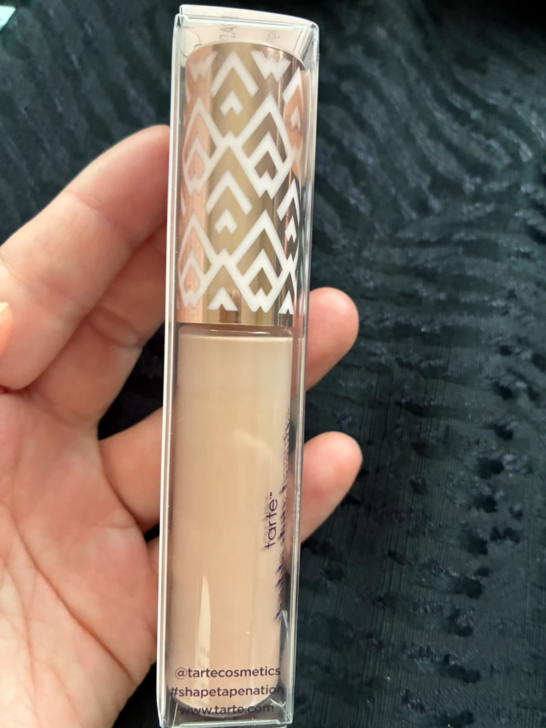 Tarte Shape Tape Radiant Concealer - Light Beige - photo 2
