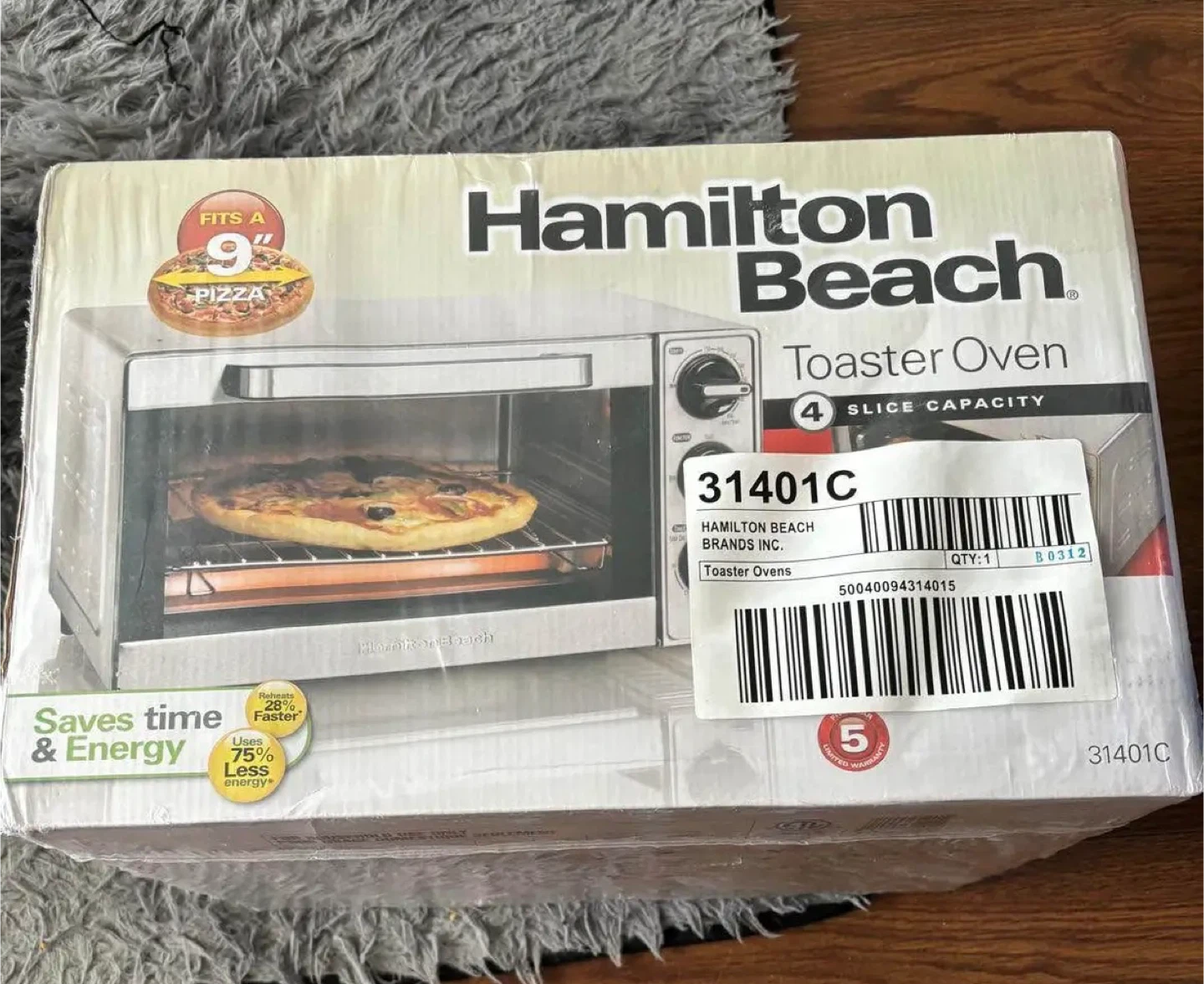 Hamilton Beach Toaster Oven - 4 Slice Capacity