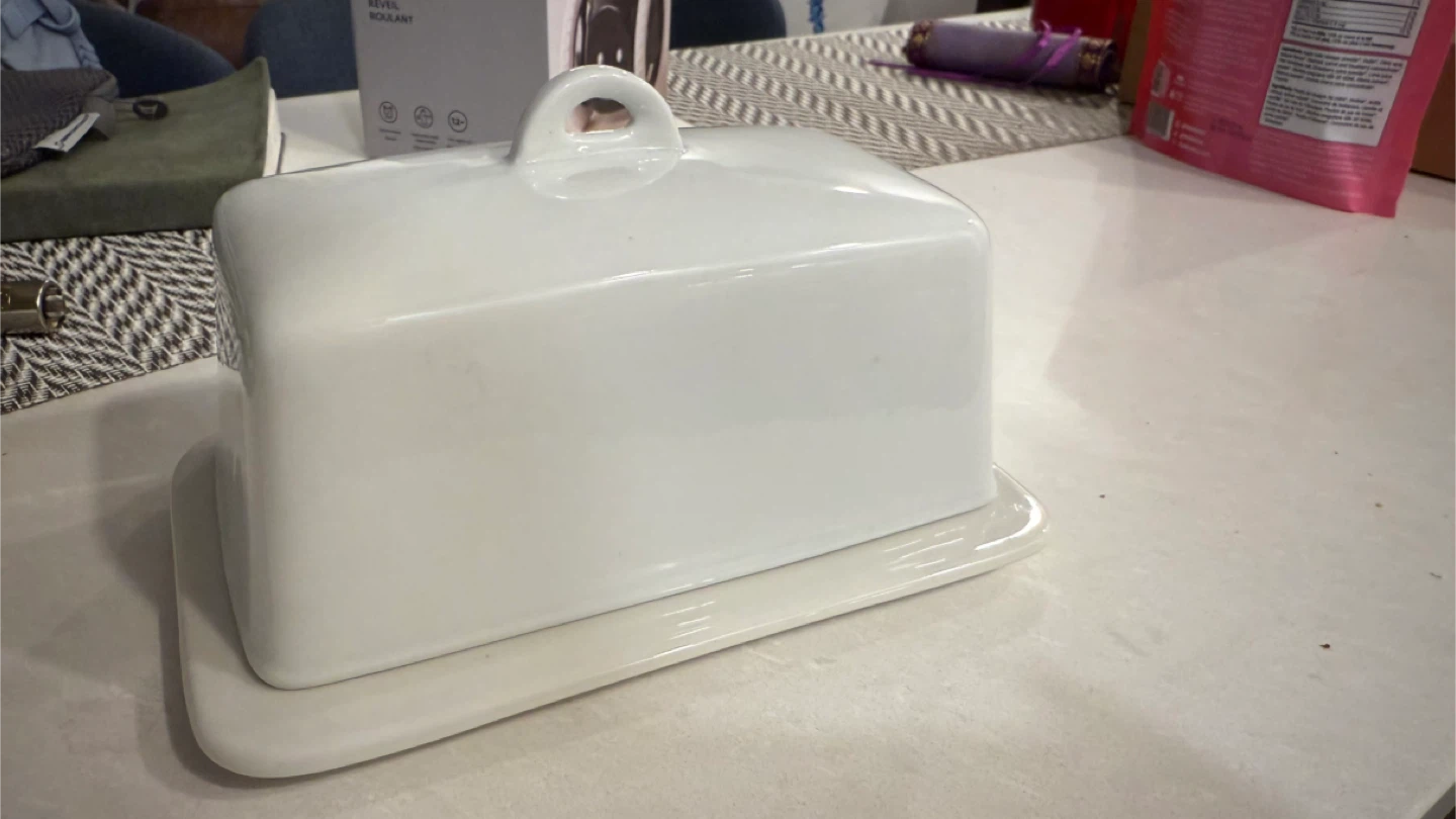Butter Dish - White Ceramic - photo 3
