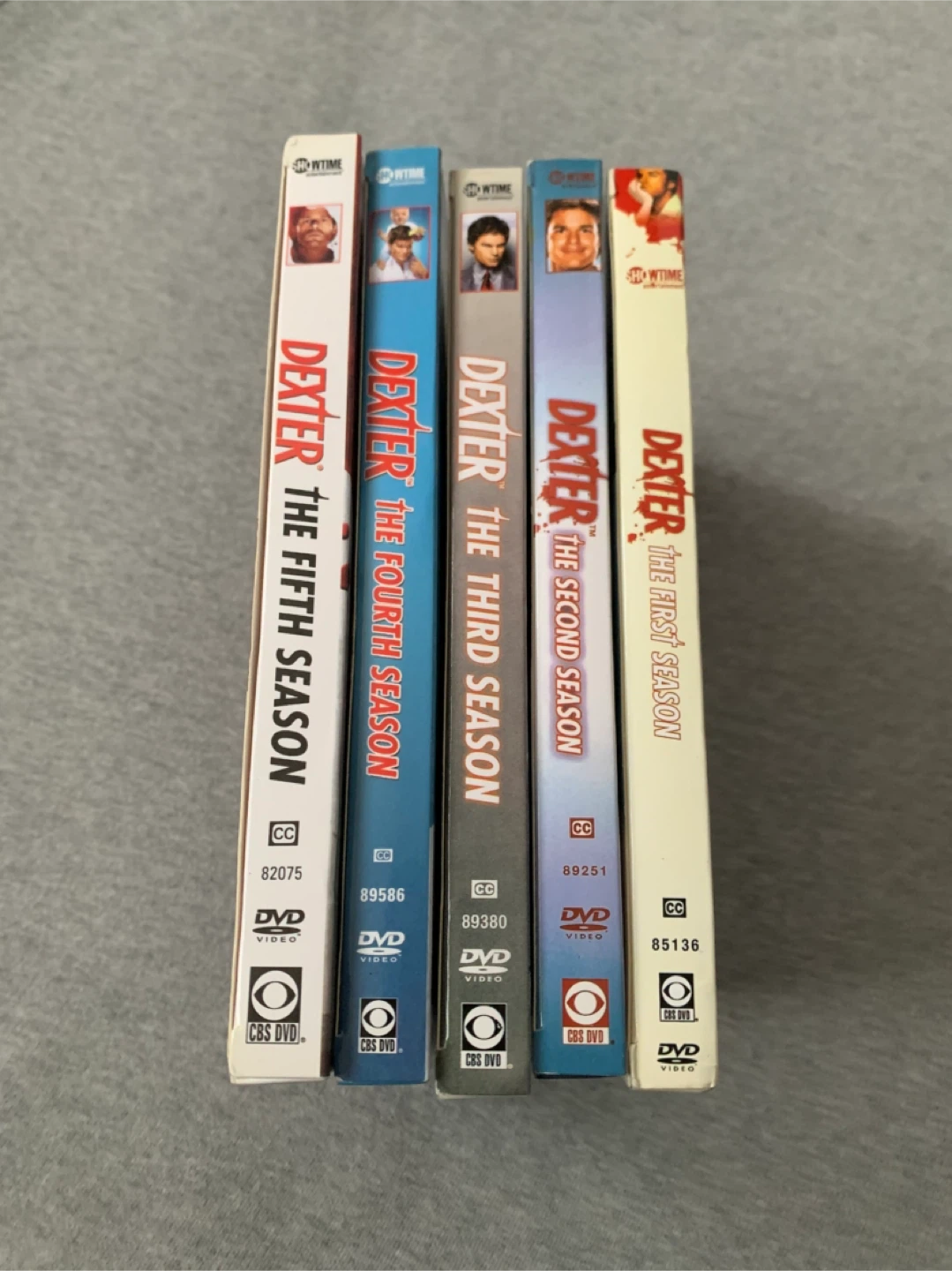 Dexter DVD Seasons 1-5 - photo 3