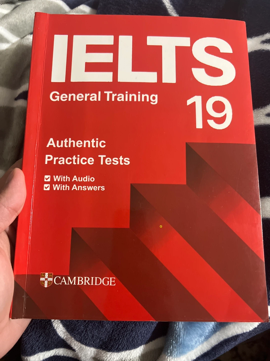 IELTS General Training 19 by Cambridge