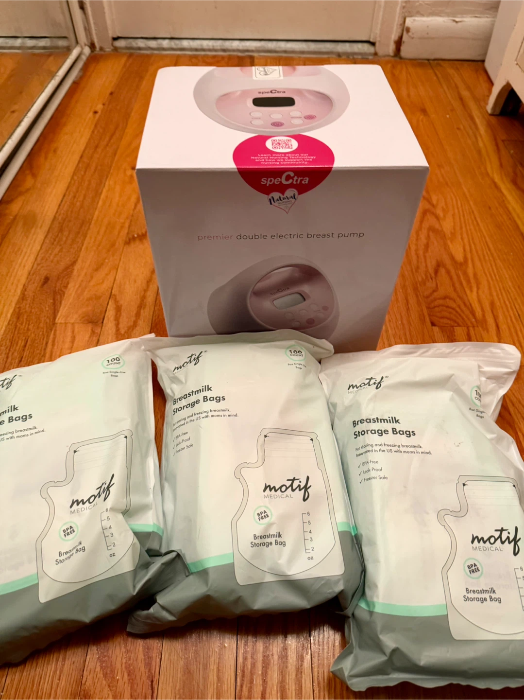 Spectra S2 Breast Pump + Bags - photo 2