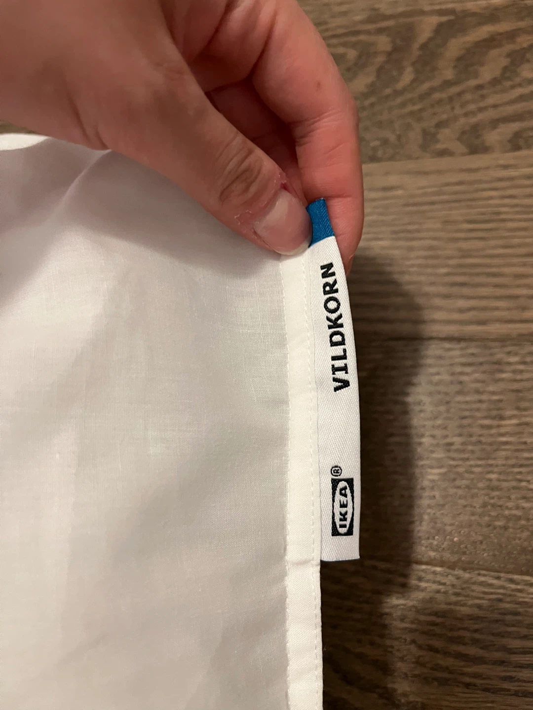 IKEA pillow only used once - photo 2