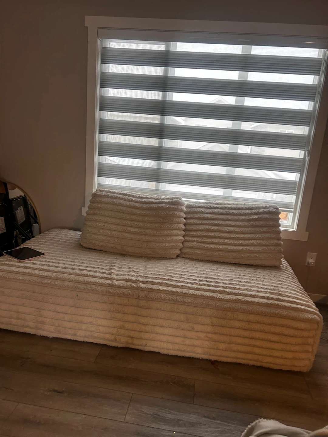 Cream Coloured Daybed with Pillows
