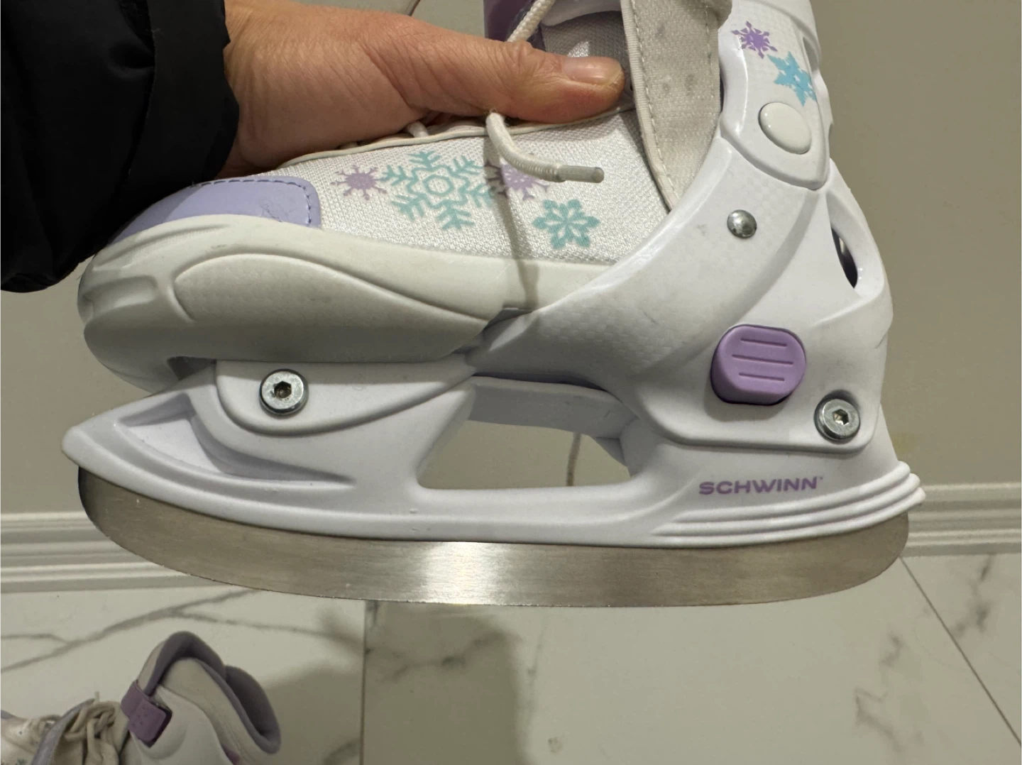 Schwinn Ice Skates - Size 1 - photo 4