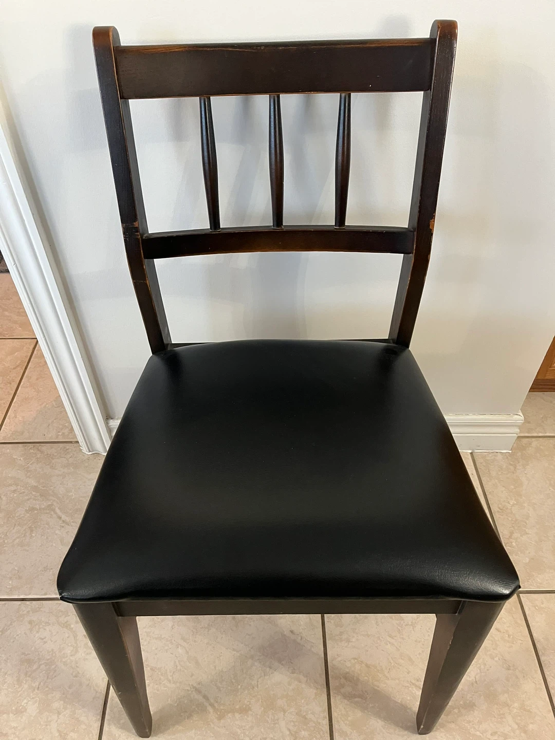Small vintage wooden chair - photo 3