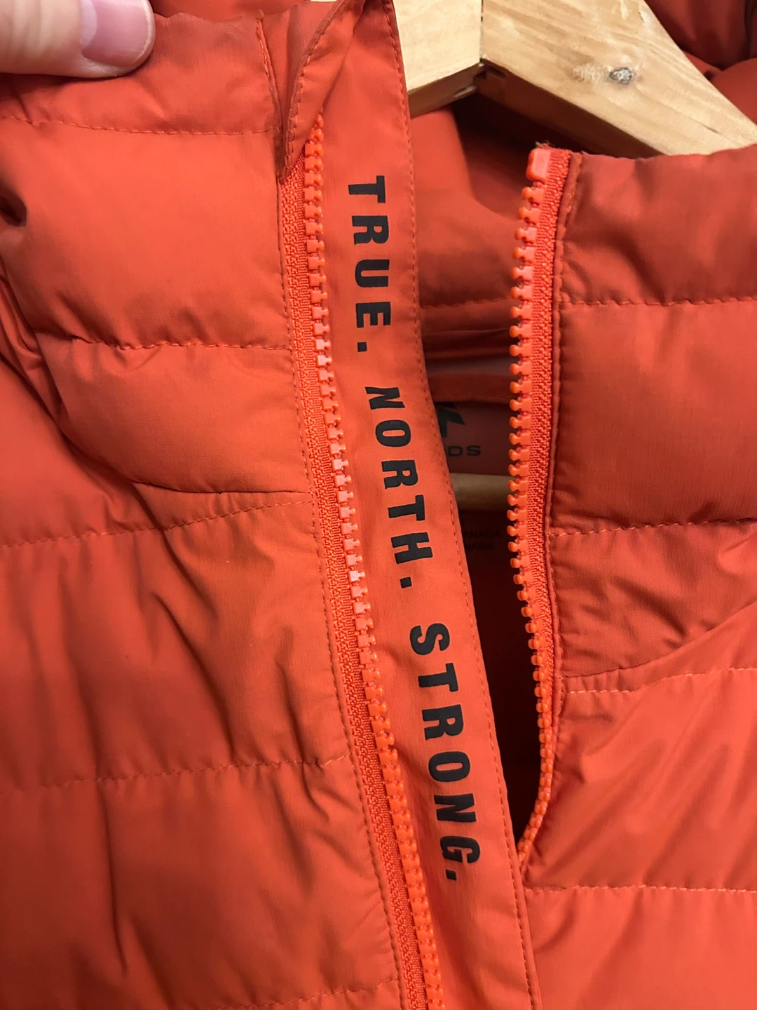 Woods Orange Puffer Jacket - Size Large - photo 2