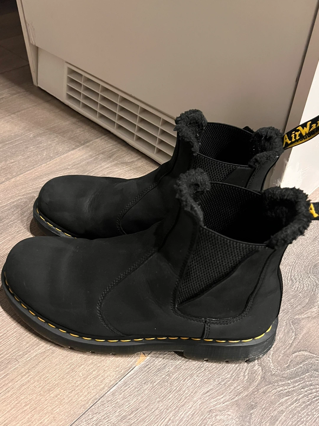 Dr. Martens 2976 Winter Grip Black Chelsea Boots - US 12