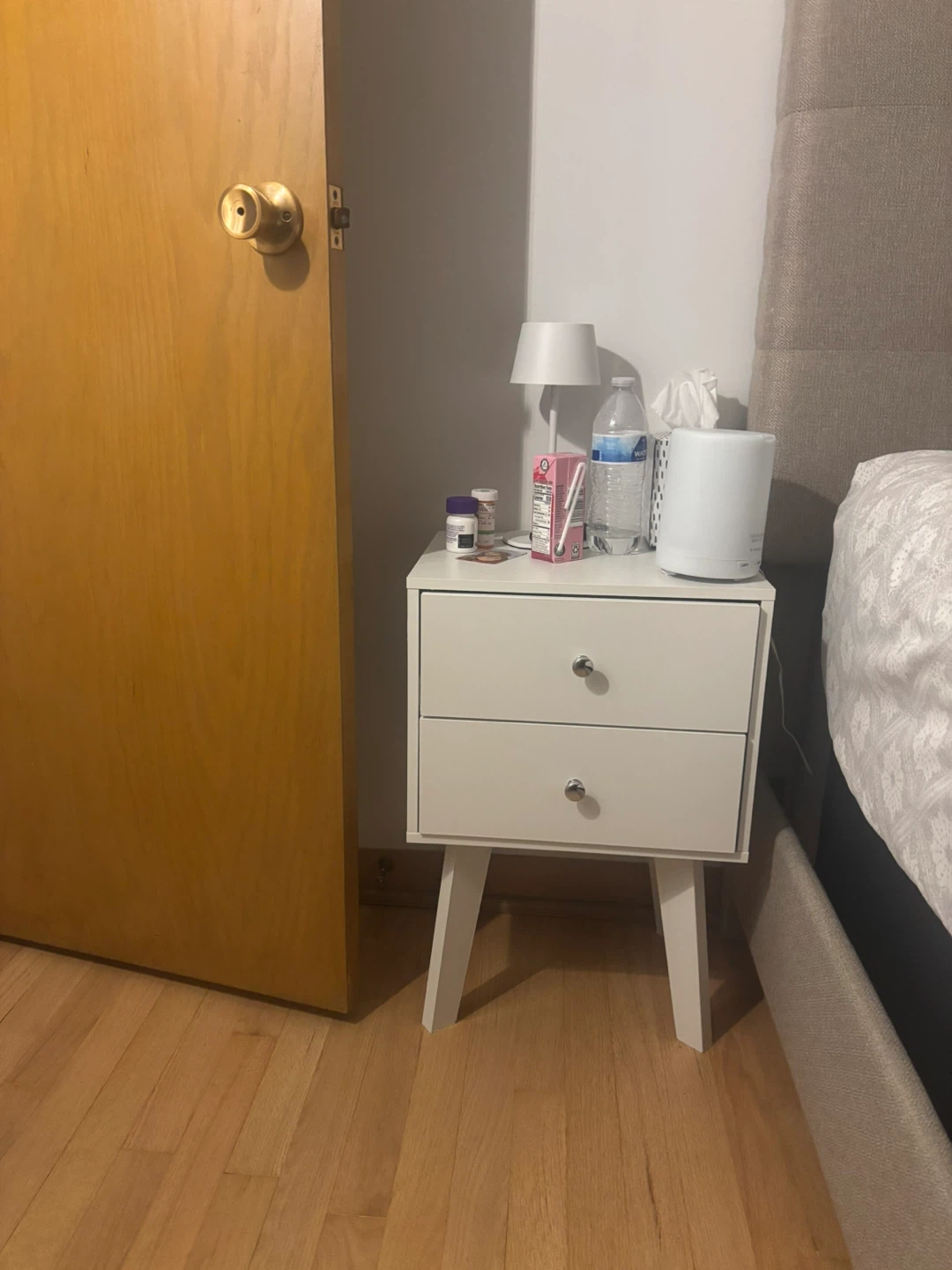 White 2-Drawer Nightstand