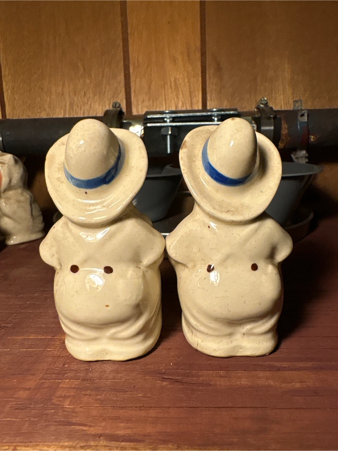 Vintage Pig Salt & Pepper Shakers - photo 3