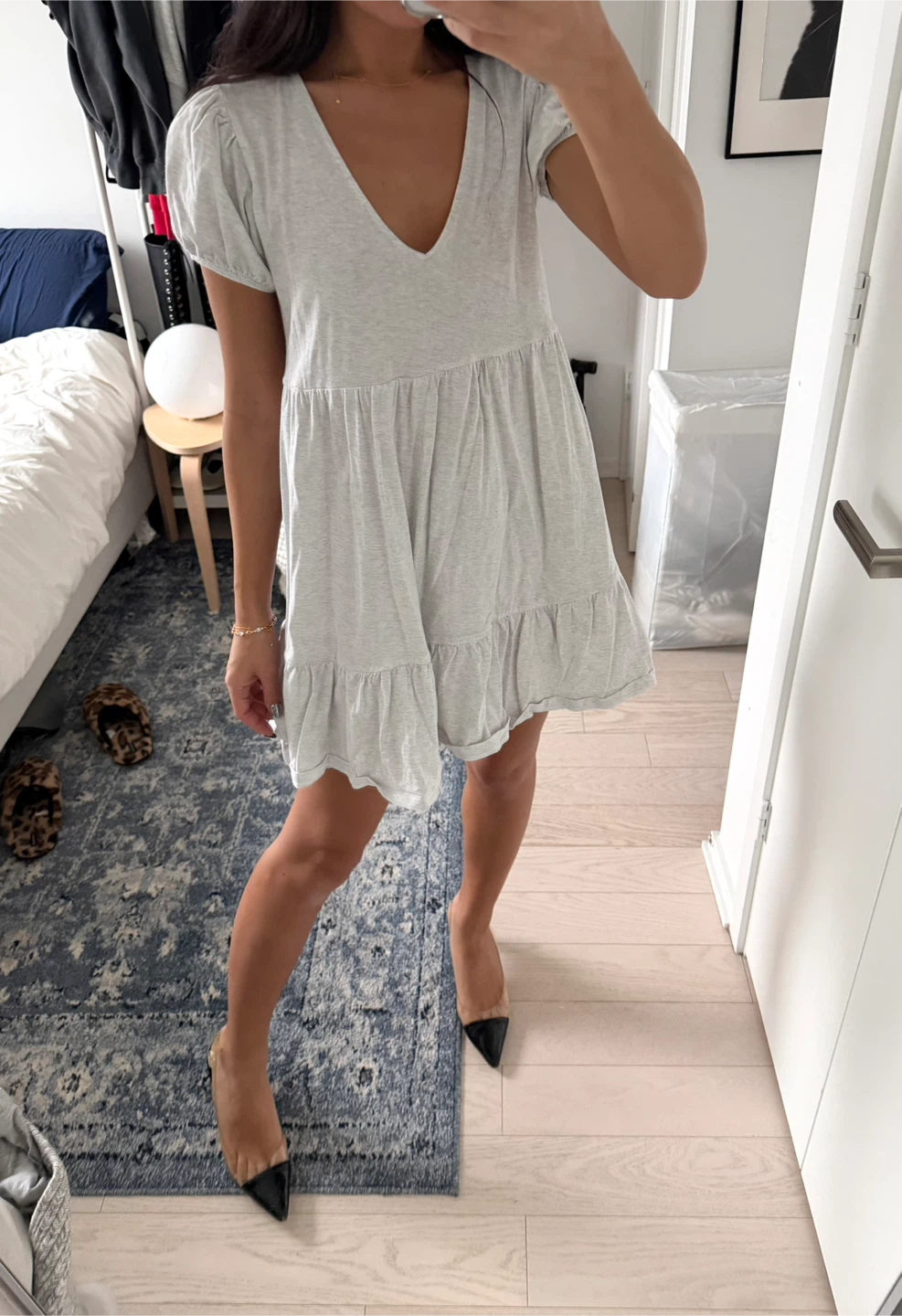 Aritzia Sun•deh Dress - size small - photo 2