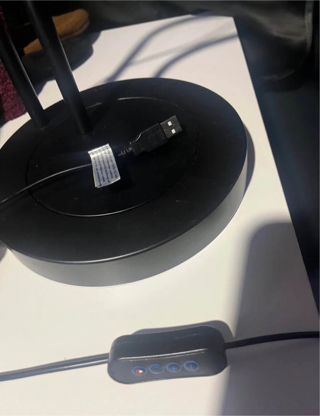 Ring Light with Stand - Great Condition! - photo 3
