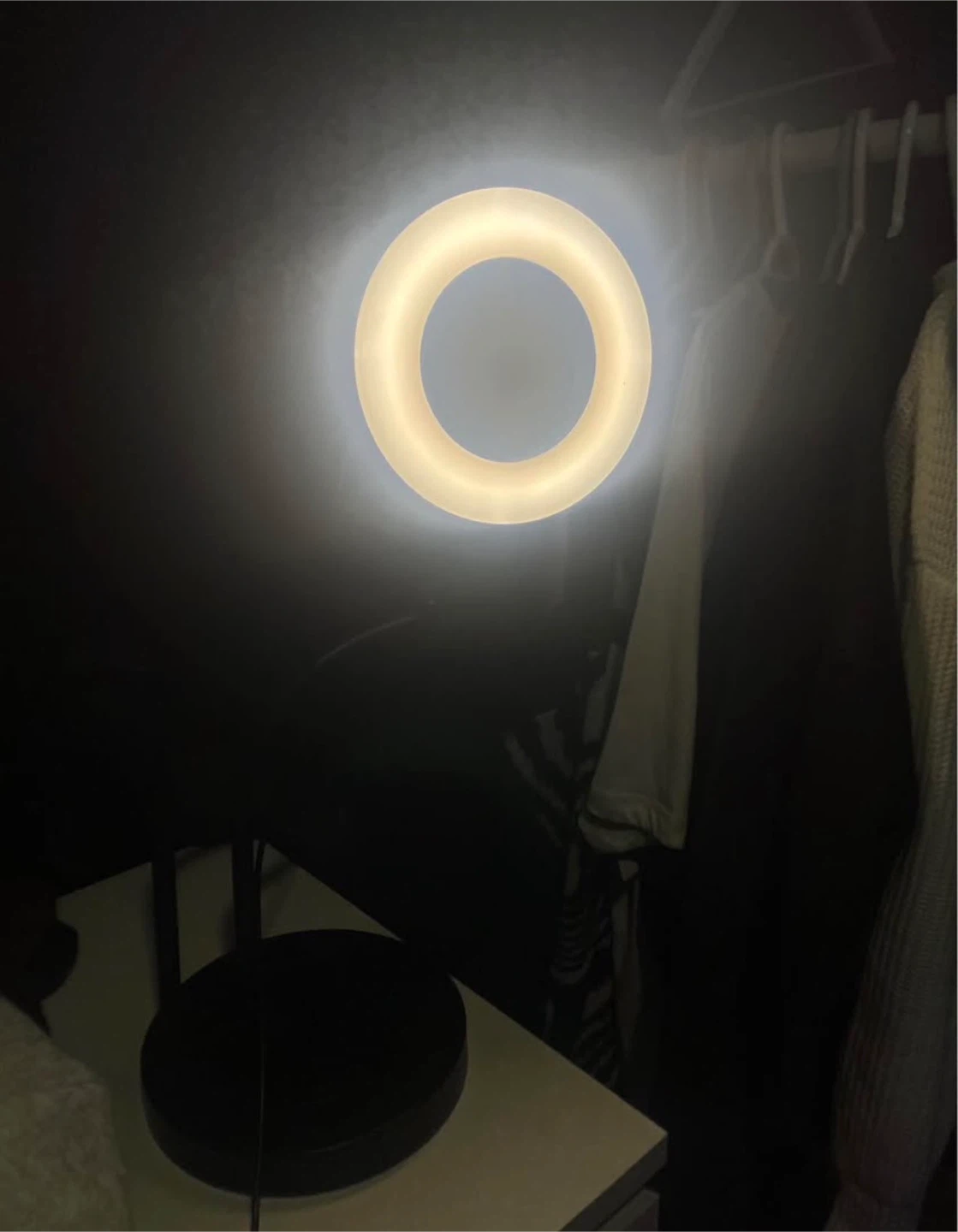 Ring Light with Stand - Great Condition! - photo 5