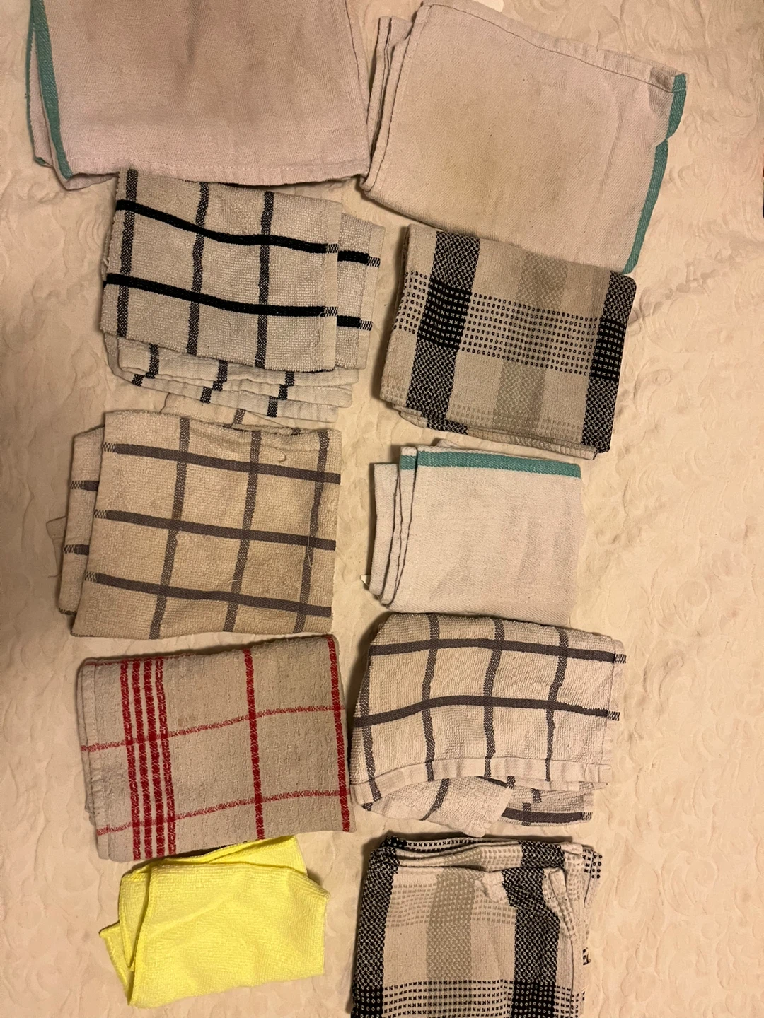 Assorted Kitchen Towels