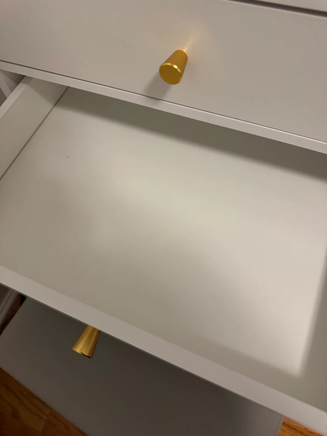 White Vanity Table with Lighted Mirror and Stool - photo 4