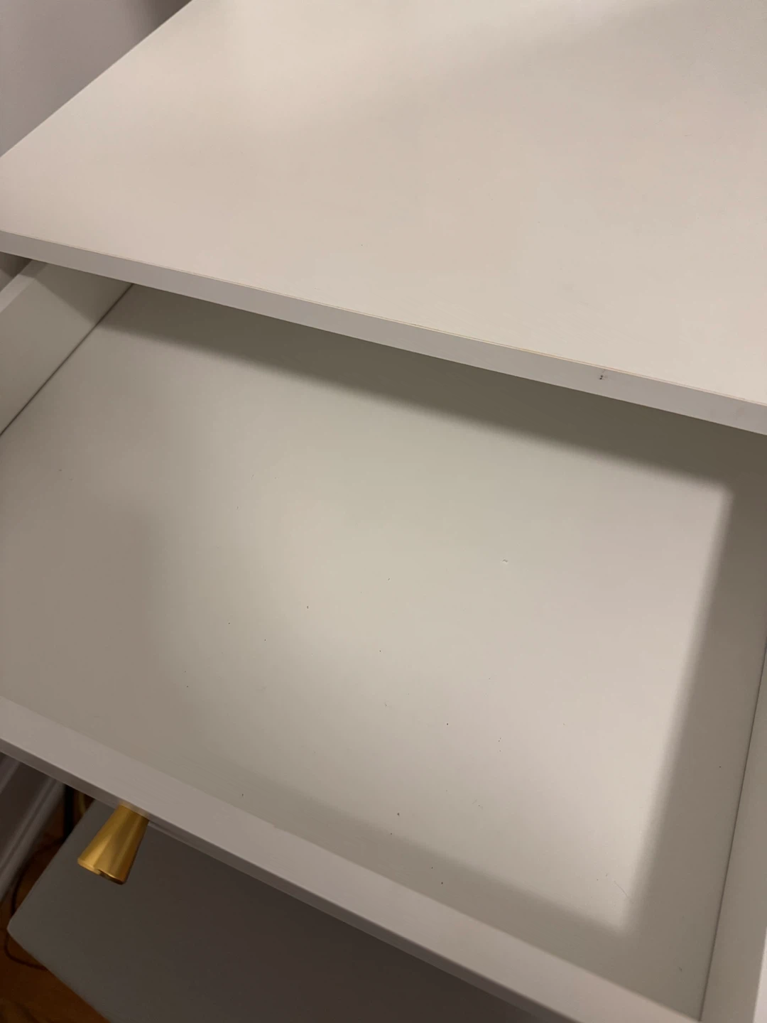 White Vanity Table with Lighted Mirror and Stool - photo 3