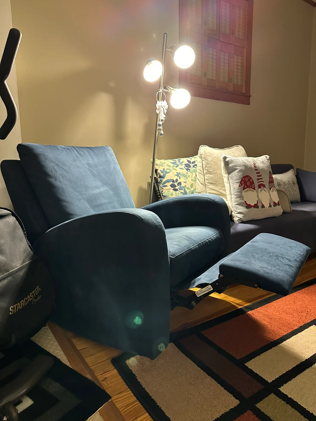 Blue Recliner Chair - photo 2