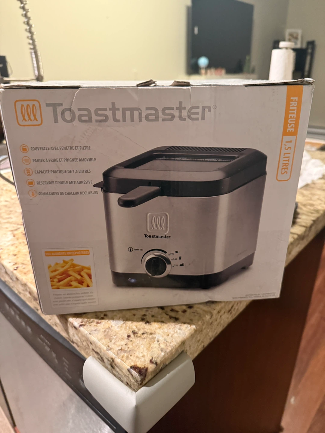 Toastmaster 1.5L Deep Fryer - Brand new! - photo 2