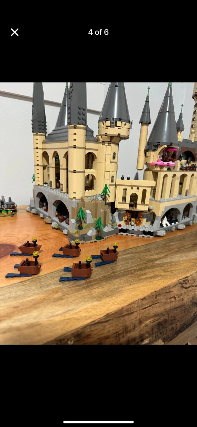 Lego Harry Potter Hogwarts Castle - photo 4