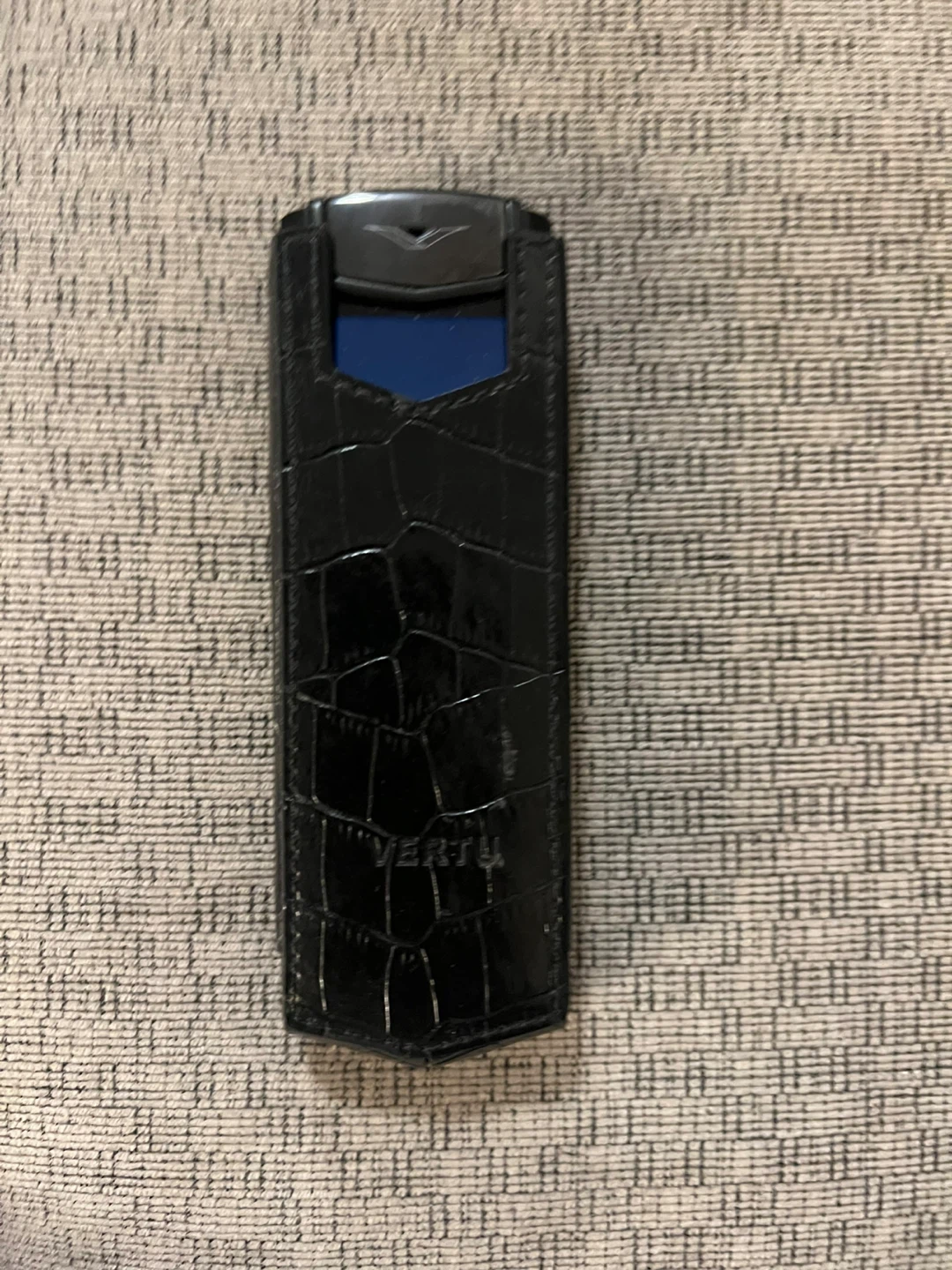 Vertu Signature S Black Crocodile