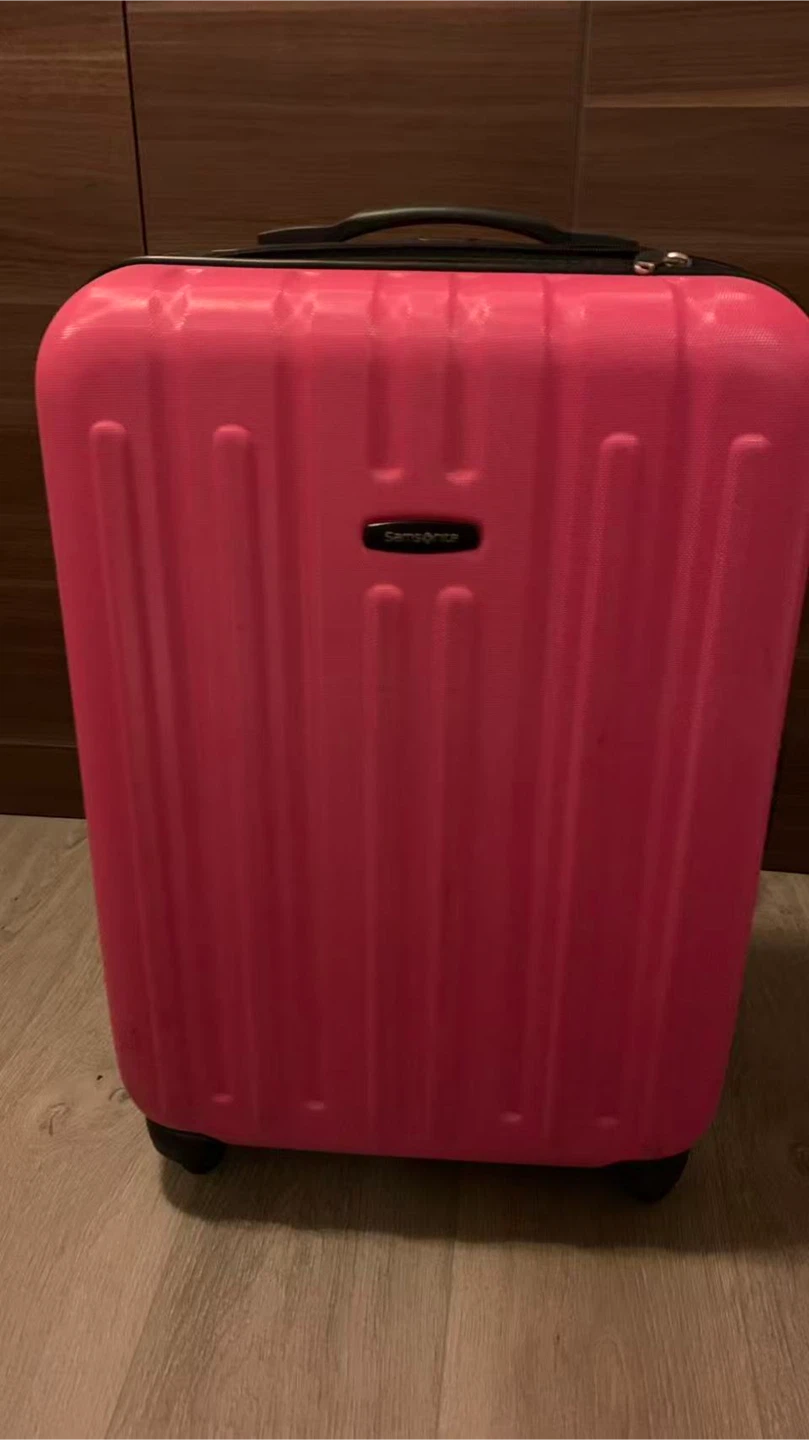 Samsonite Pink 25” Hardside Suitcase