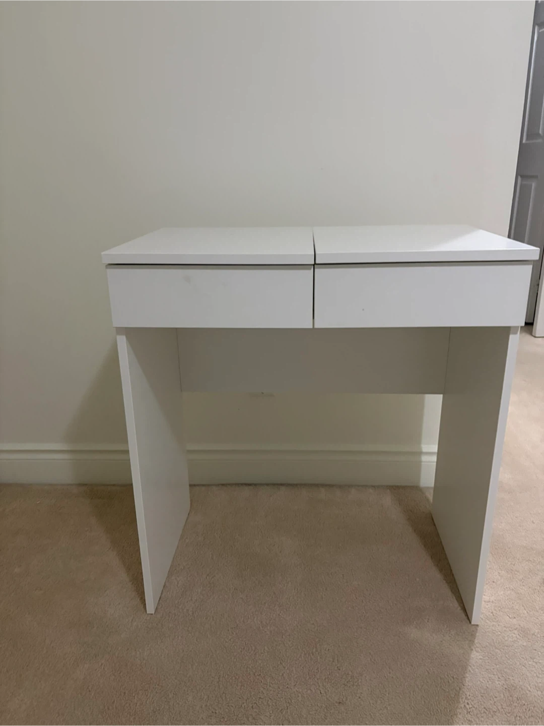White Vanity Makeup Table with Mirror
