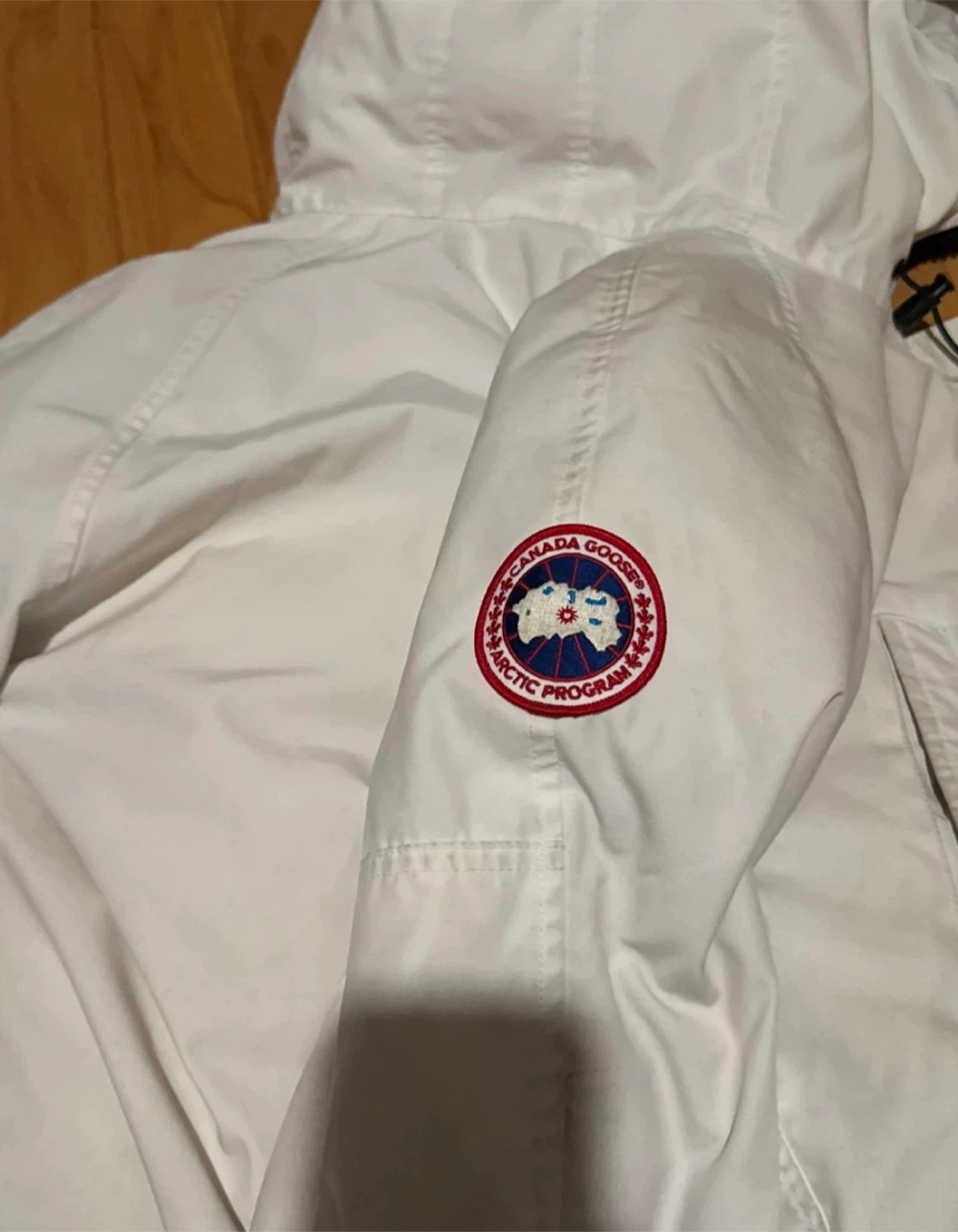 Canada Goose White Bomber Jacket Size S/P - photo 5