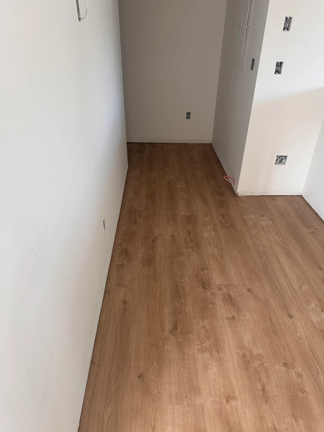 LAMINATE SALES  AND INSTALL