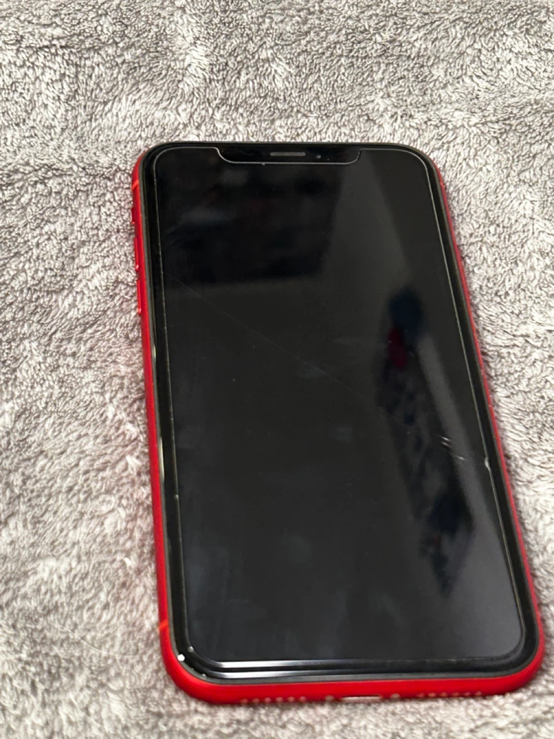 Red iPhone XR - photo 2