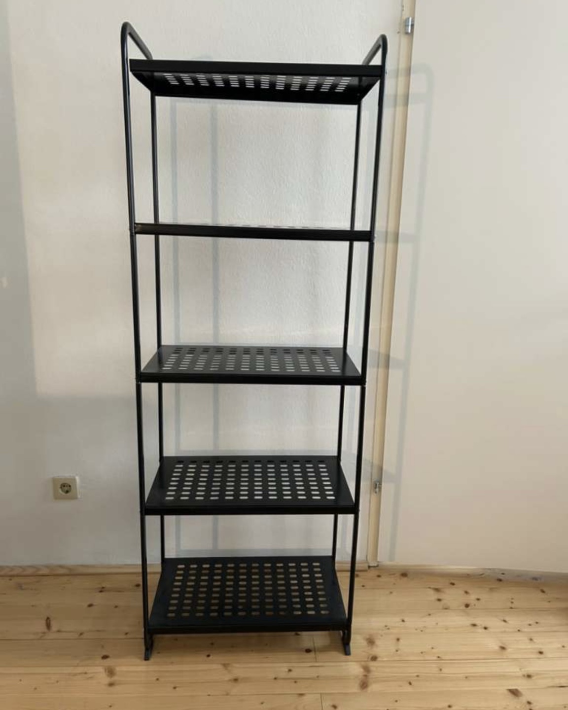 Black Metal Shelf Unit