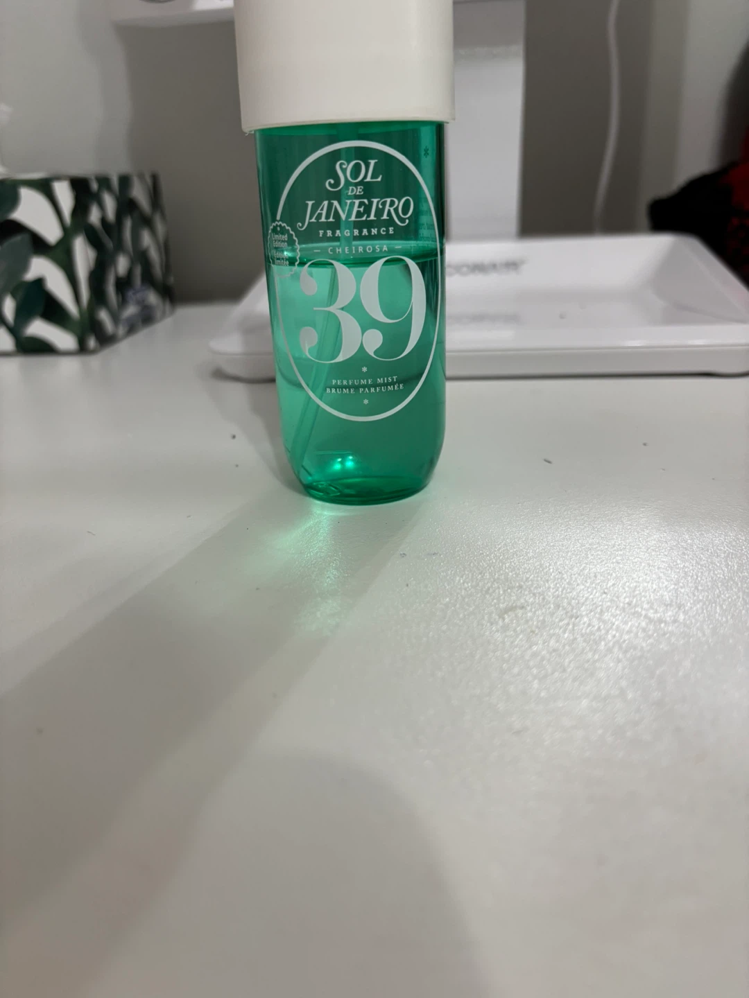 Discontinued Sol de Janeiro Cheirosa '39 Perfume Mist - photo 3