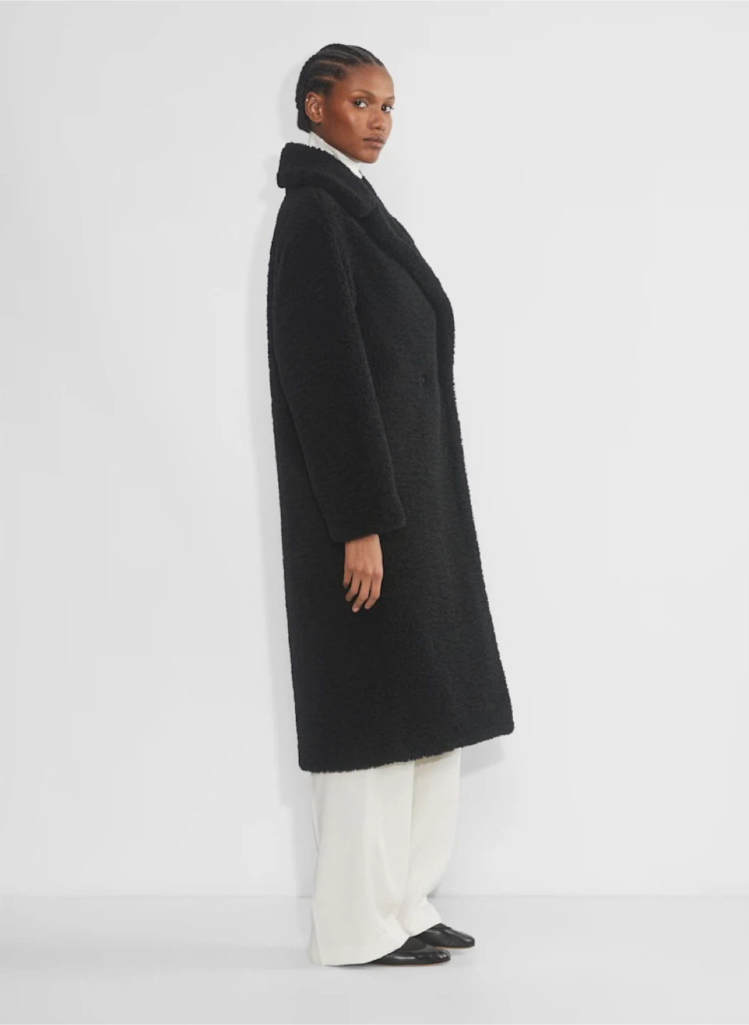 Aritzia Teddy Icon Coat - Black - photo 4