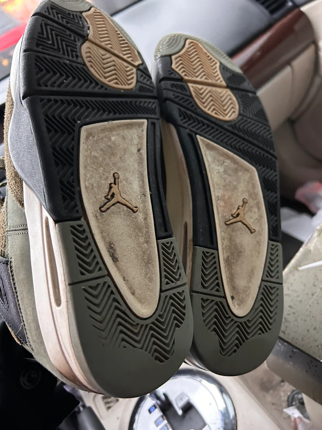 Air Jordan 4 Retro Travis Scott Olive - photo 4