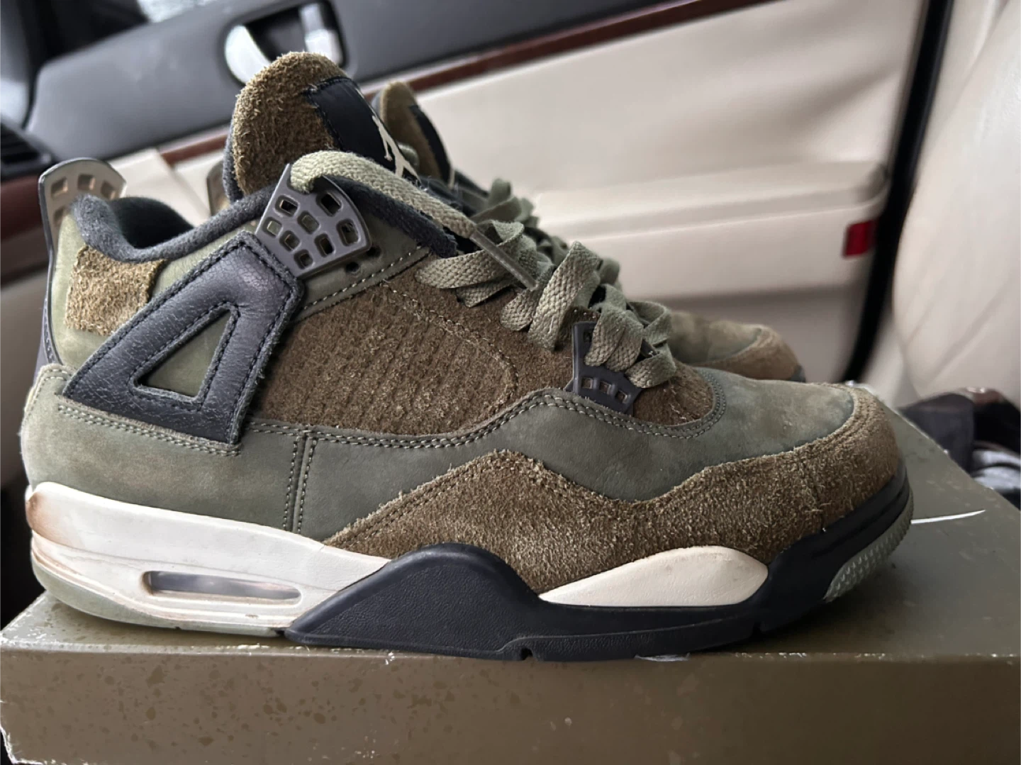 Air Jordan 4 Retro Travis Scott Olive - photo 3