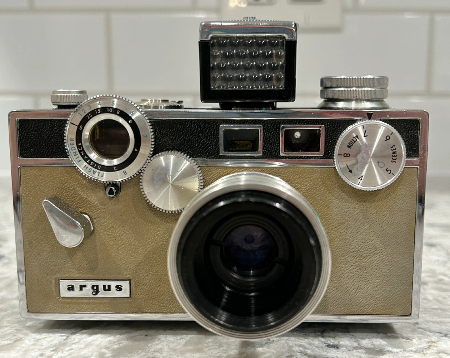 Argus C3 Matchmatic 35mm Vintage Camera w/ 50mm f3.5 Cintar Lens