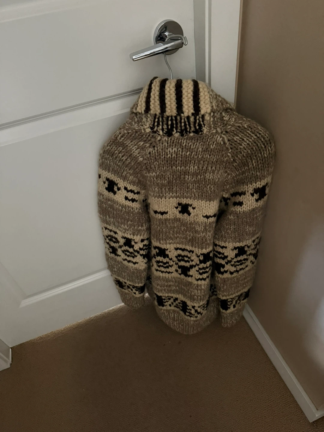 Cowhican Hand Knit Cardigan Sweater - photo 2