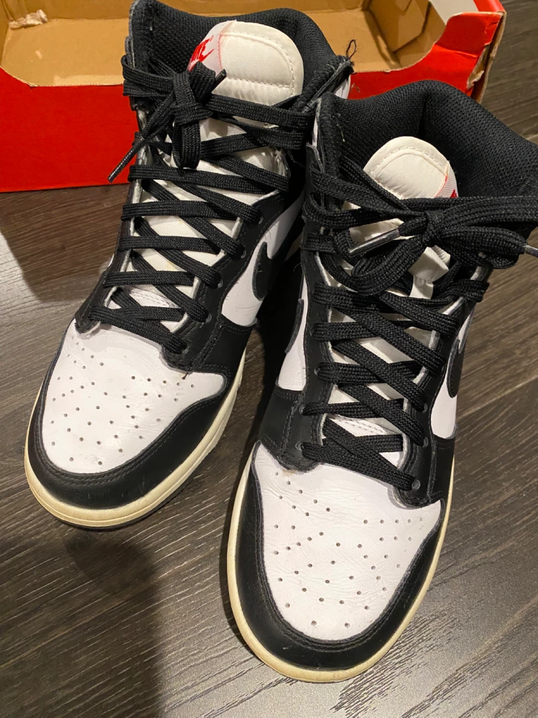 🧡Nike Dunks Black White 7.5 Women’s