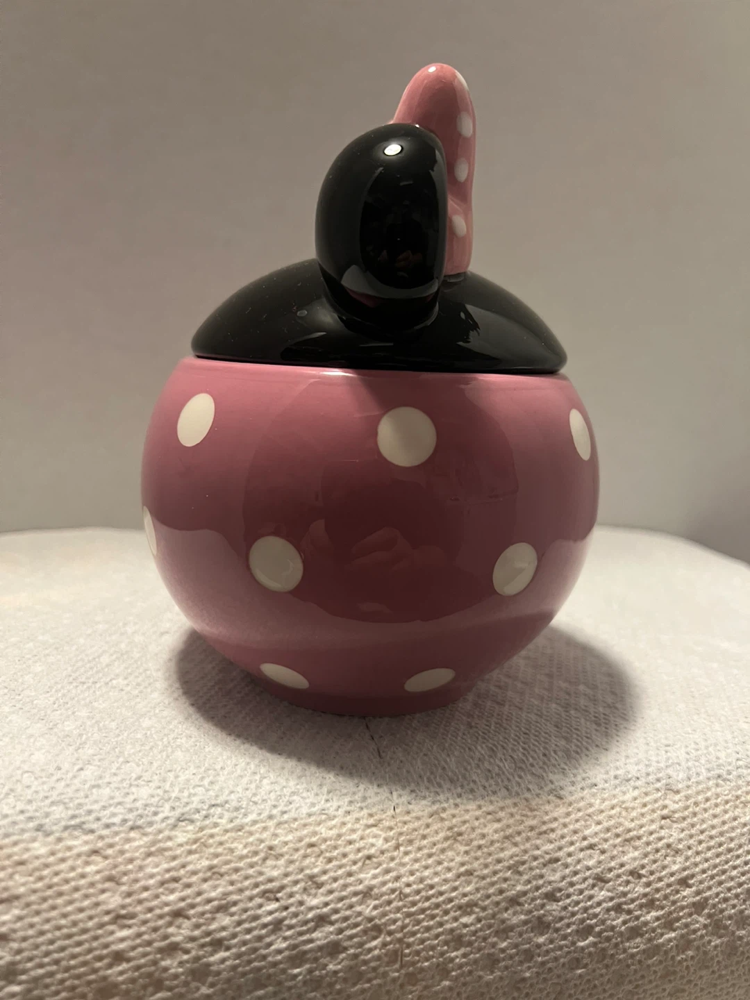 Disney’s Minnie Mouse Lidded Mug/Sugar Bowl - photo 2