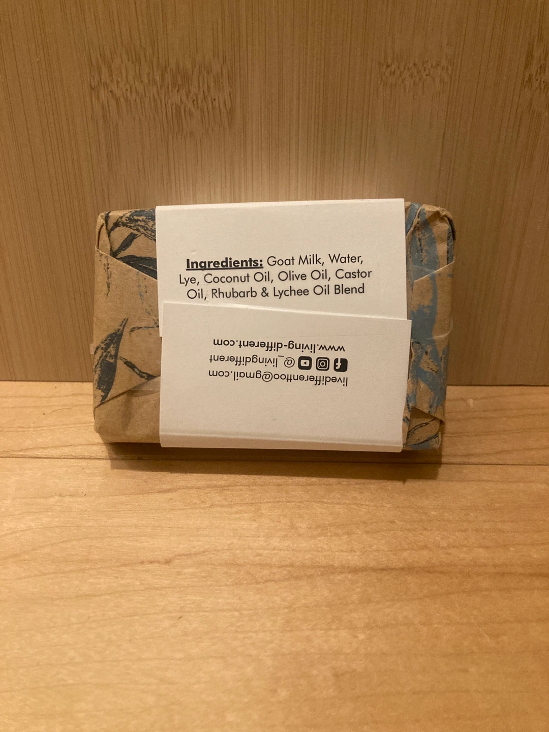 Goat Milk Soap - Rhubarb & Lychee, 5oz - photo 2