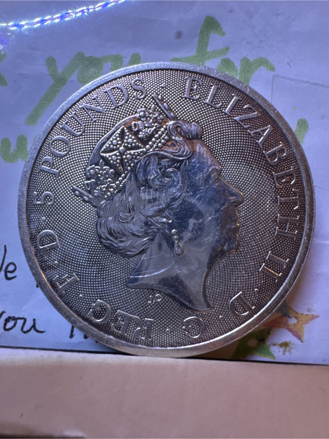 2020 White Lion of Mortimer 2oz Fine Silver Coin - photo 2