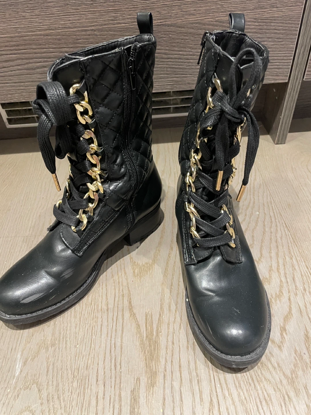 Black Boots - US 7 - photo 3