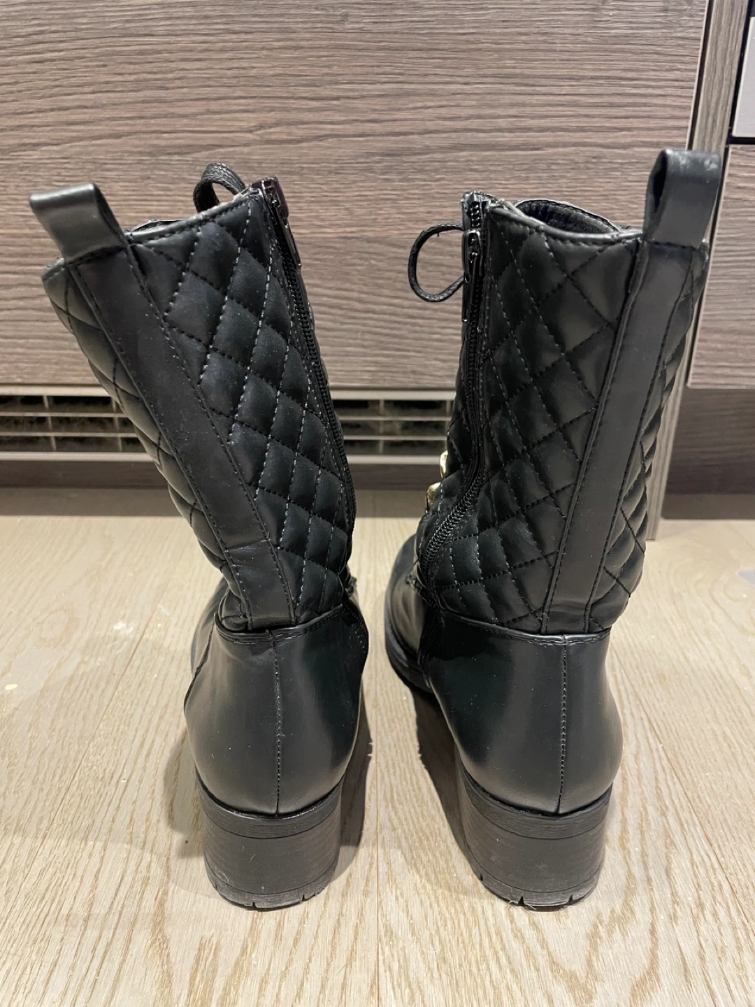 Black Boots - US 7 - photo 4