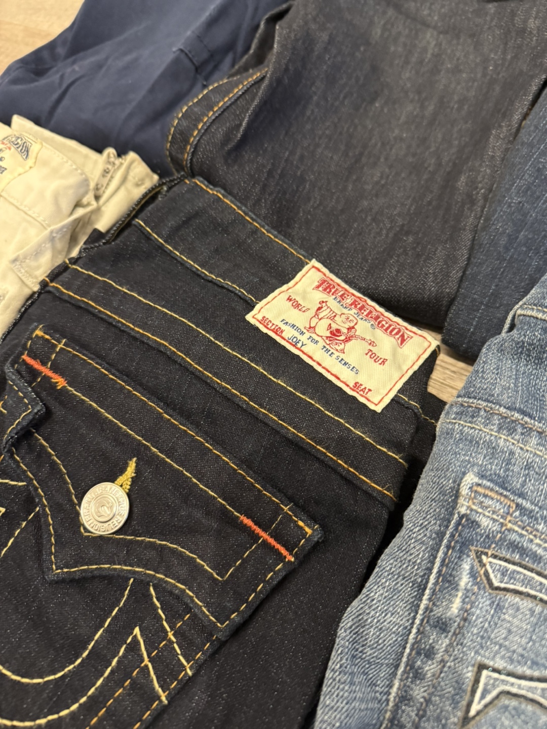 12 jeans - True Religion, Rock & Republic & more BUNDLE - photo 3