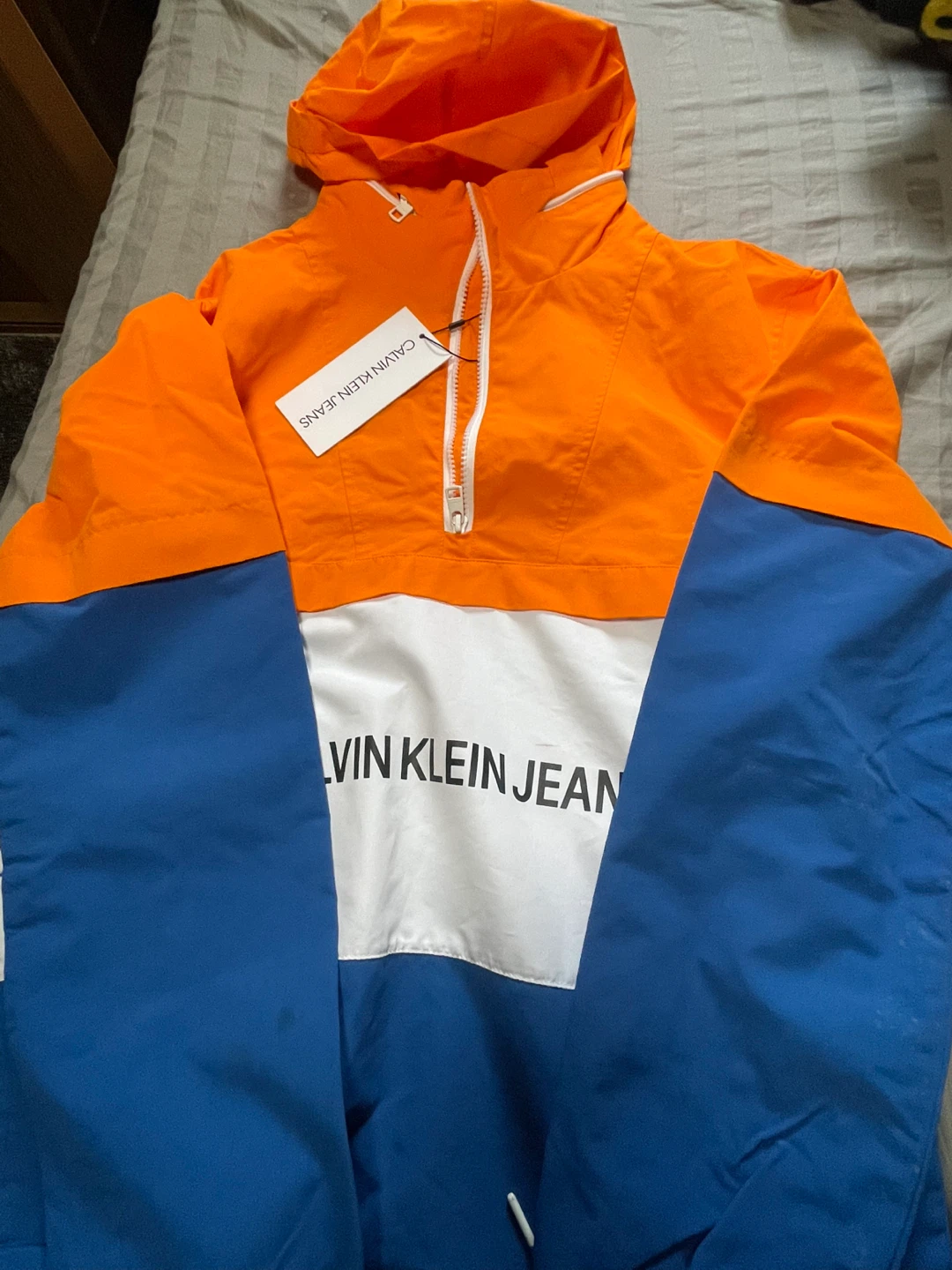 Calvin Klein Jeans Colorblock Hooded Jacket - Size L - photo 4