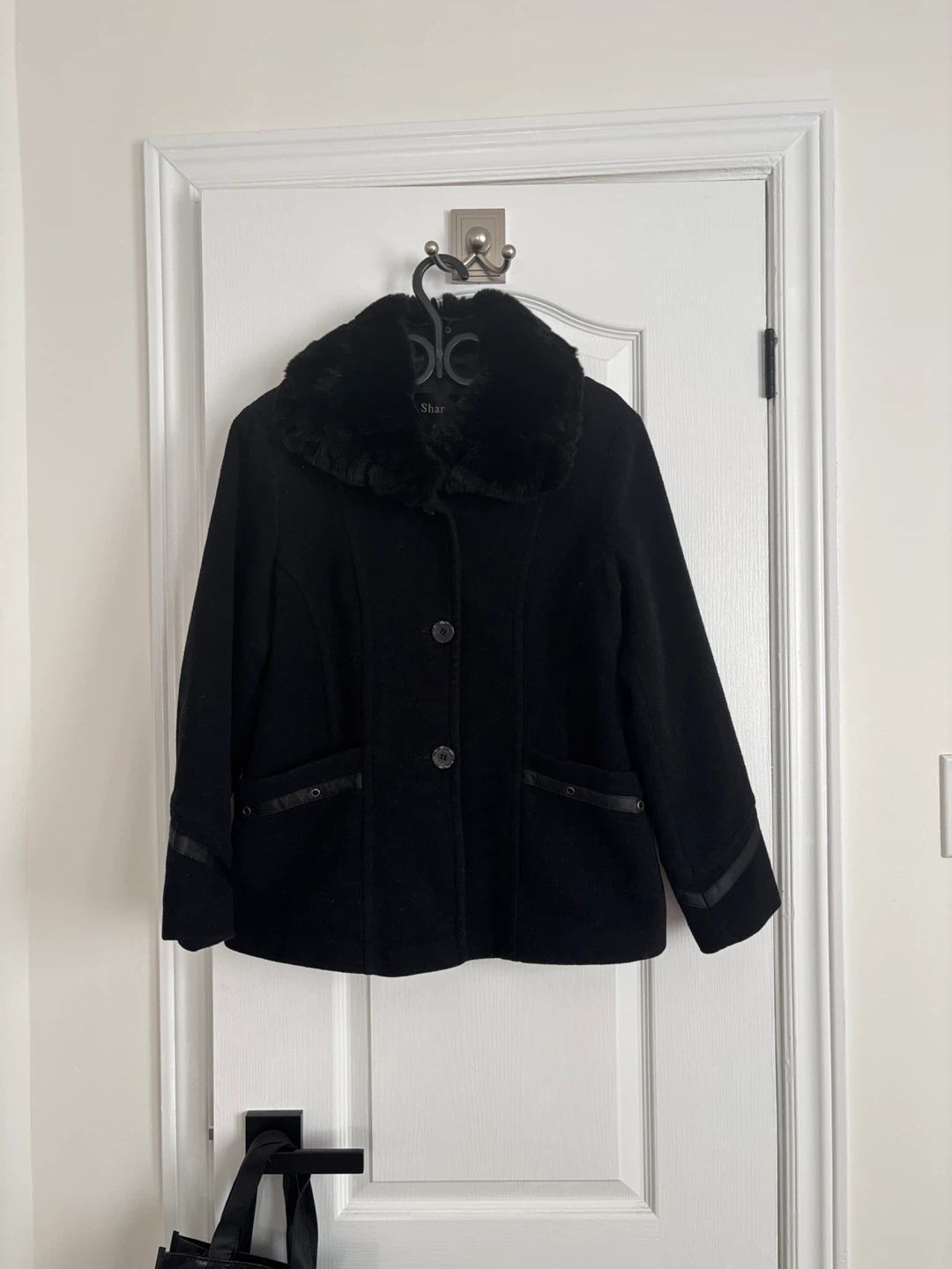 Women’s wool coat size large