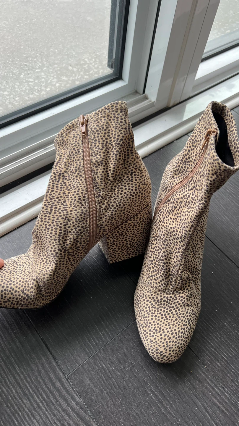 Ankle Boots Size 10 animal print - photo 2