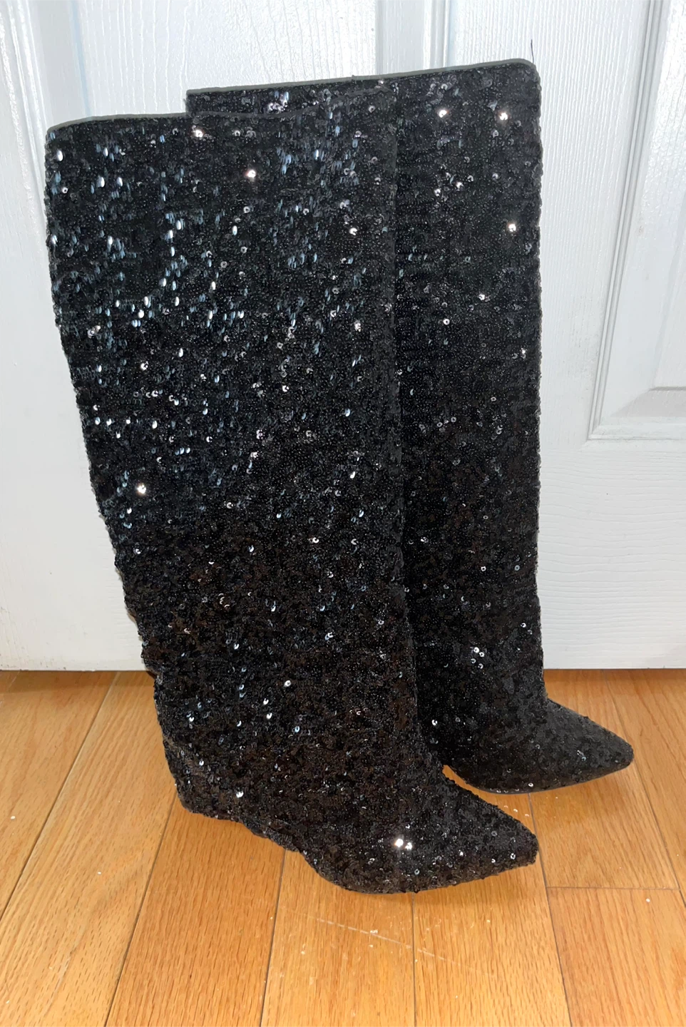 Brand new fashion sequin boots