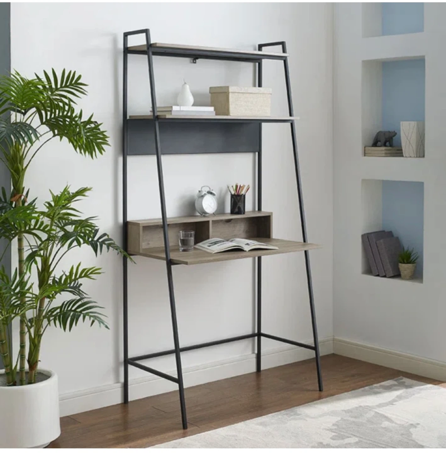 Kingstyn Ladder Desk - excellent condirion - photo 2